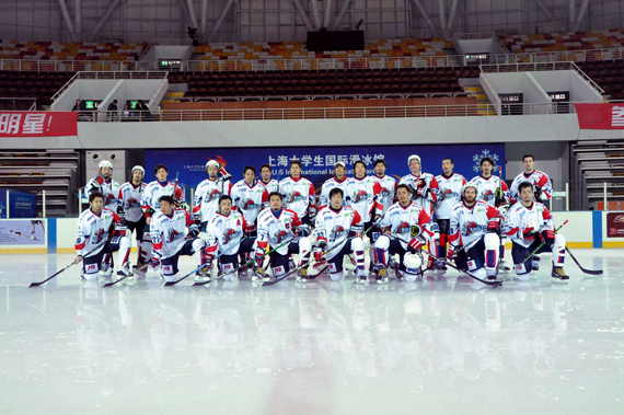 1560418392.jpg 20111228-2.jpg